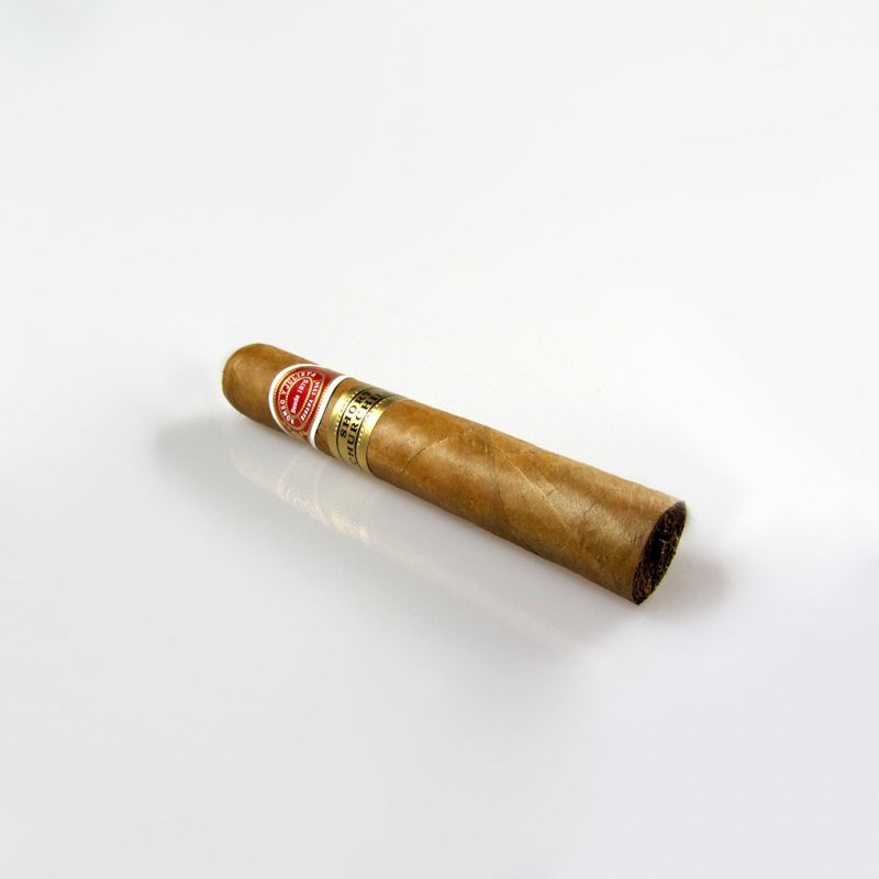 RyJ Short Churchill Front