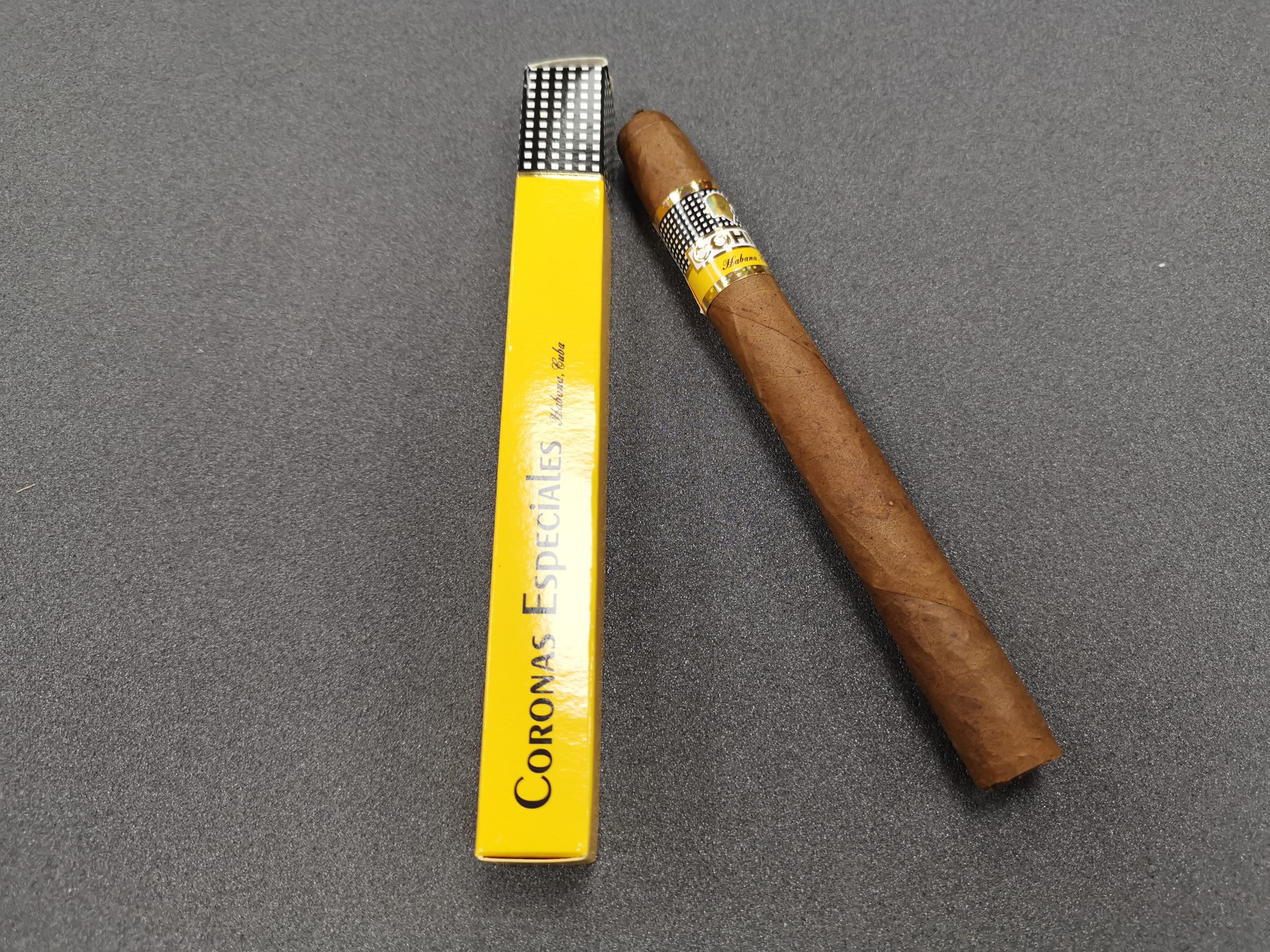 Cohiba Especiales Single