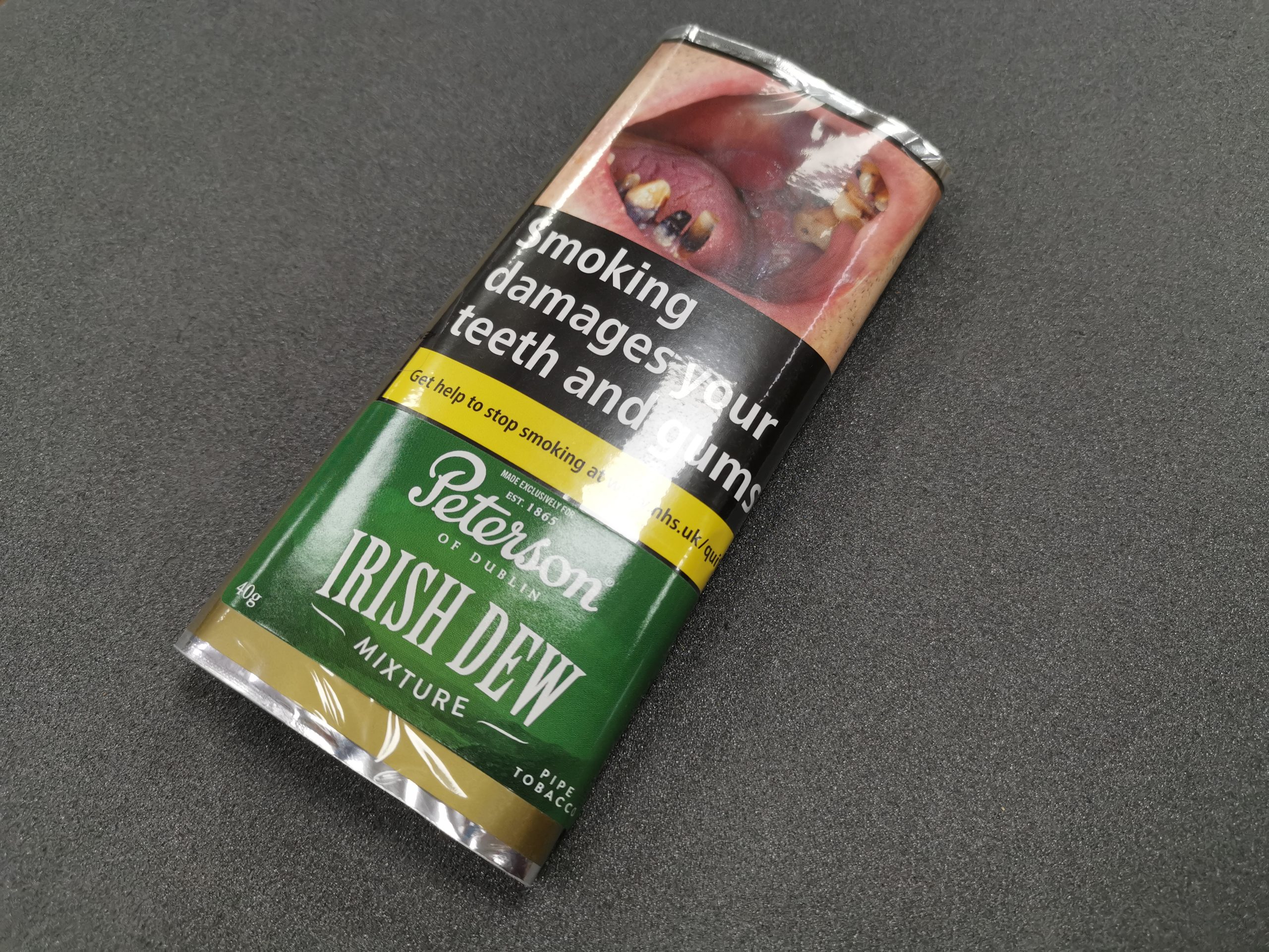 Peterson Irish Dew Pipe Tobacco Smoke Lounge