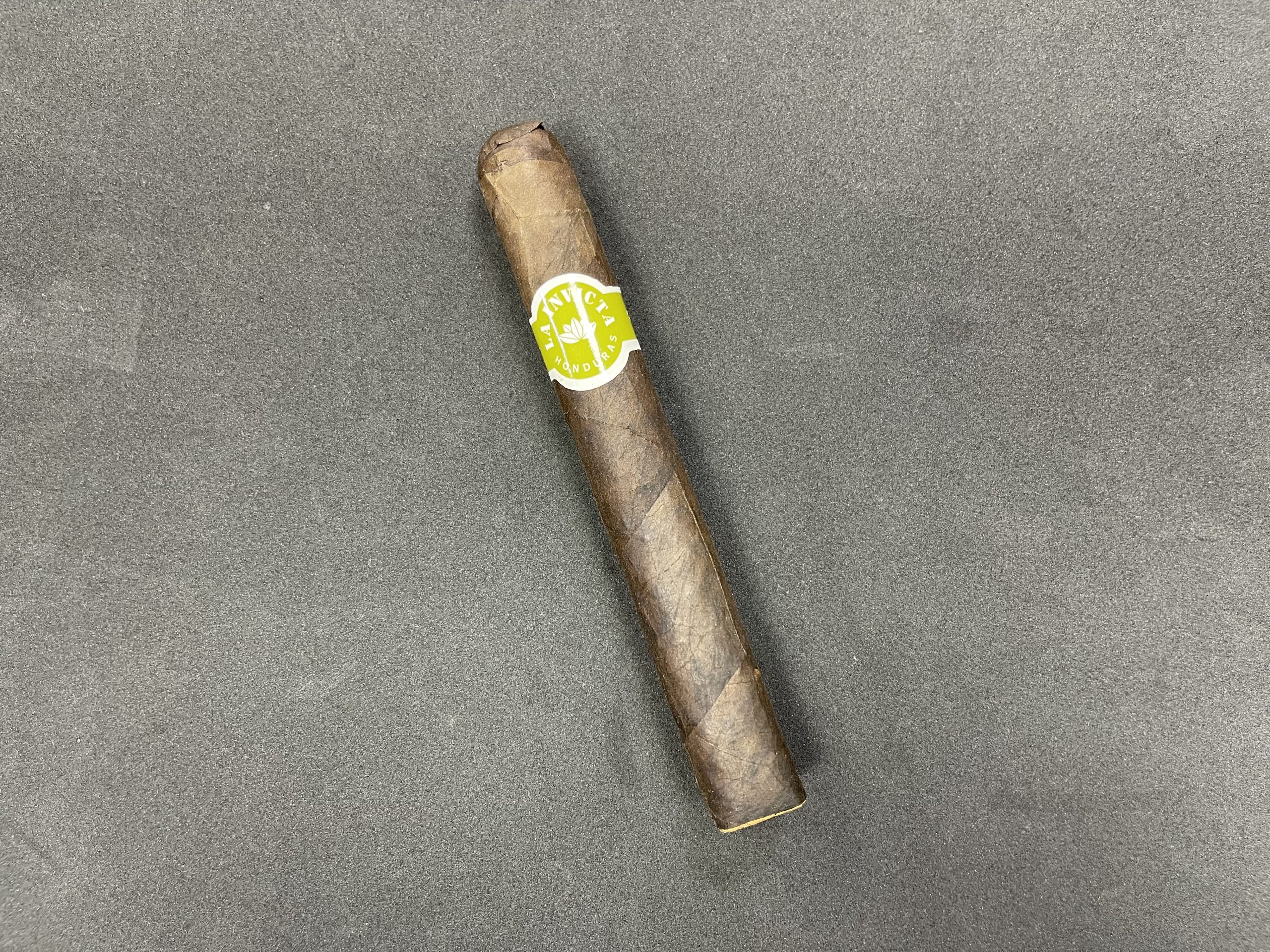La Invicta Maduro Cigar (Honduran)