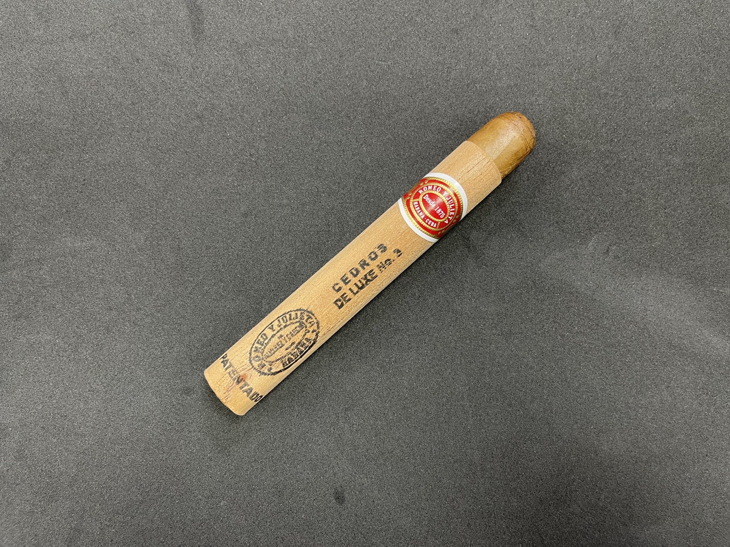 Romeo y Julieta Cedros No.3